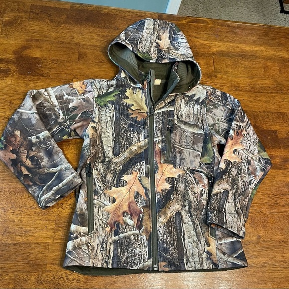 Redhead boys camo zip up jacket size medium 10/12 - Picture 1 of 3